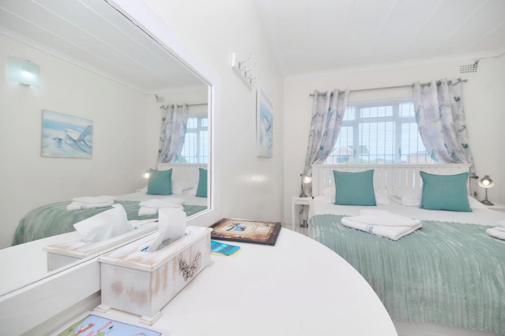 Mermaid Guest House Struisbaai Exteriör bild
