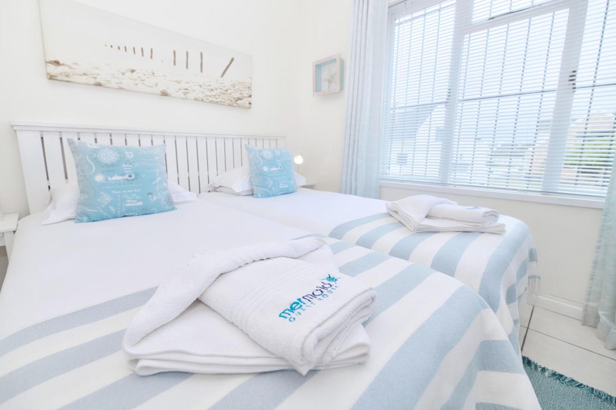 Mermaid Guest House Struisbaai Rum bild